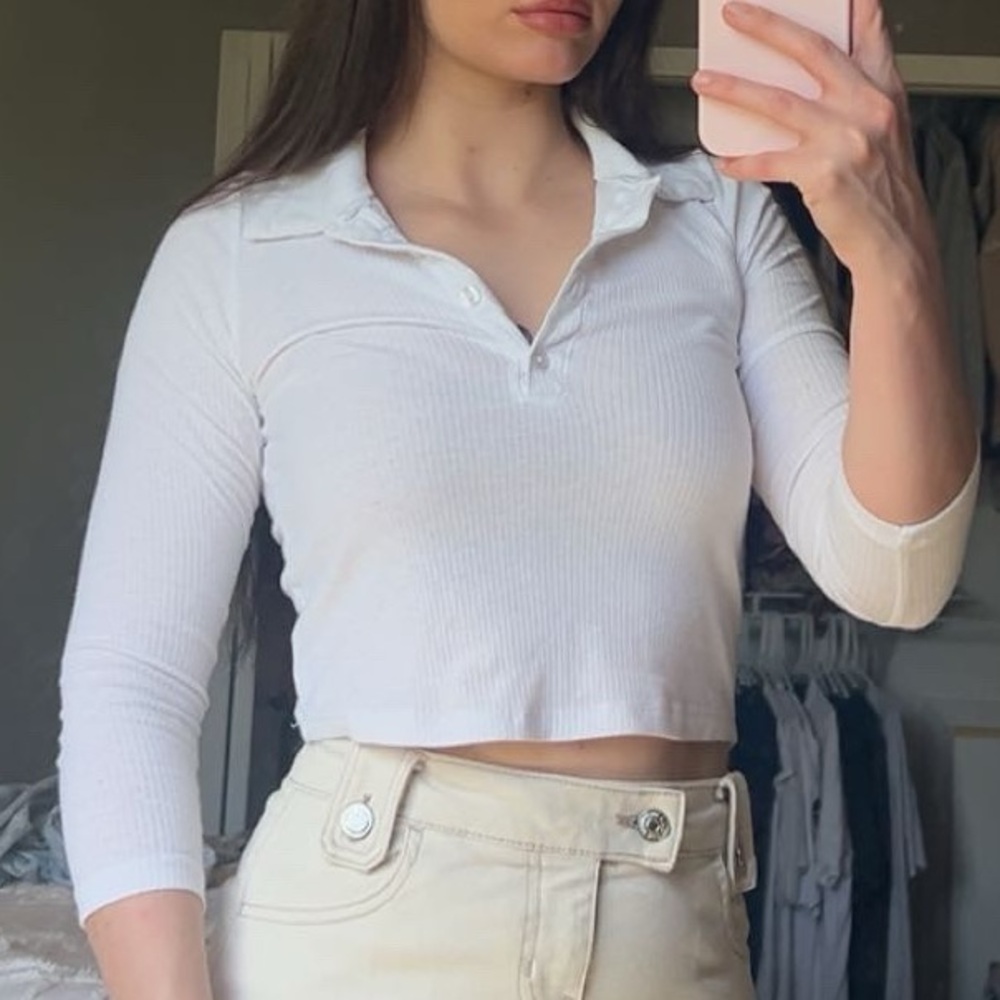 white cropped collard long sleeve